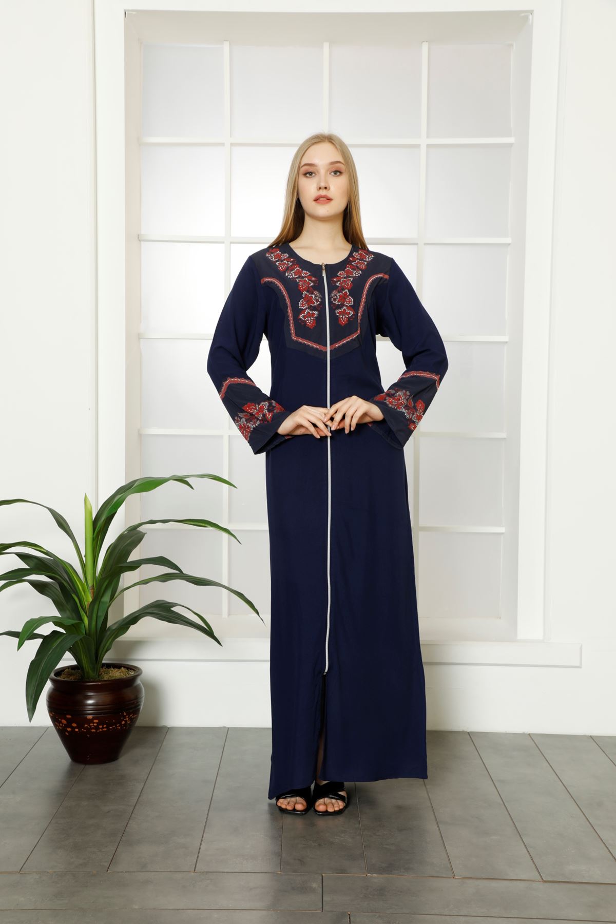 Laila Kadın Lacivert Şifon Detaylı Fermuarlı Düz Maxi Viskon Abaya Elbise