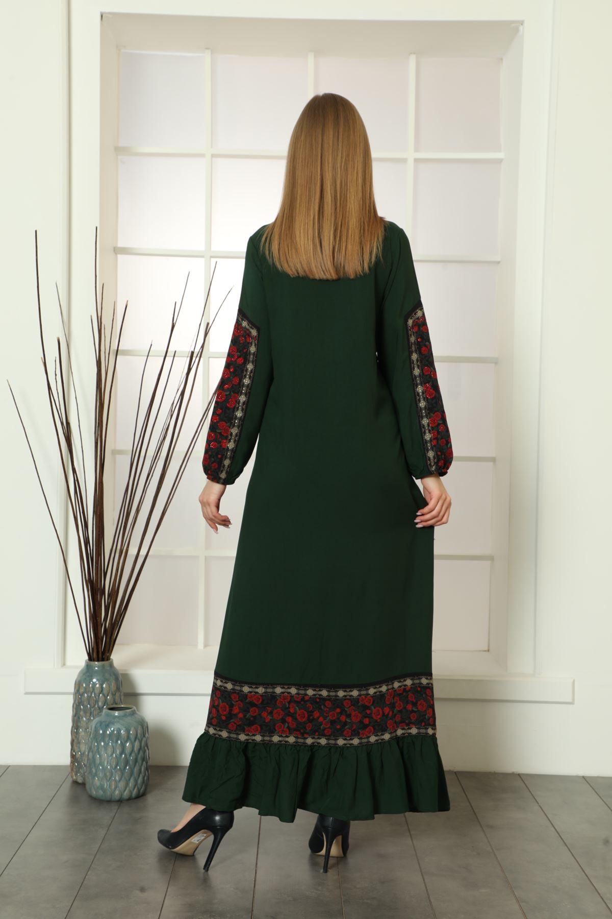 Laila Kadın Yeşil Şifon Detaylı Düz Maxi Viskon Elbise