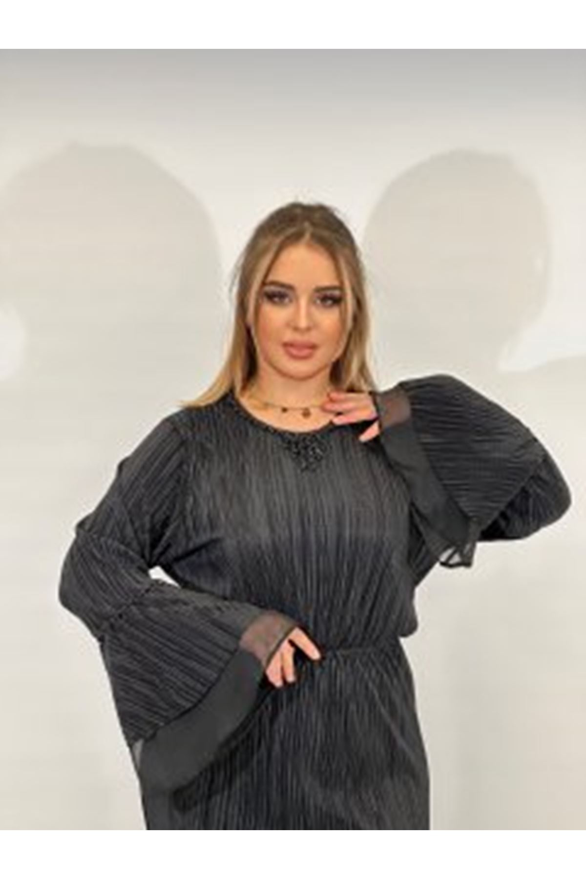 Laila Kadın Siyah Uzun Kollu Fitilli Pliseli Kumaş Elbise